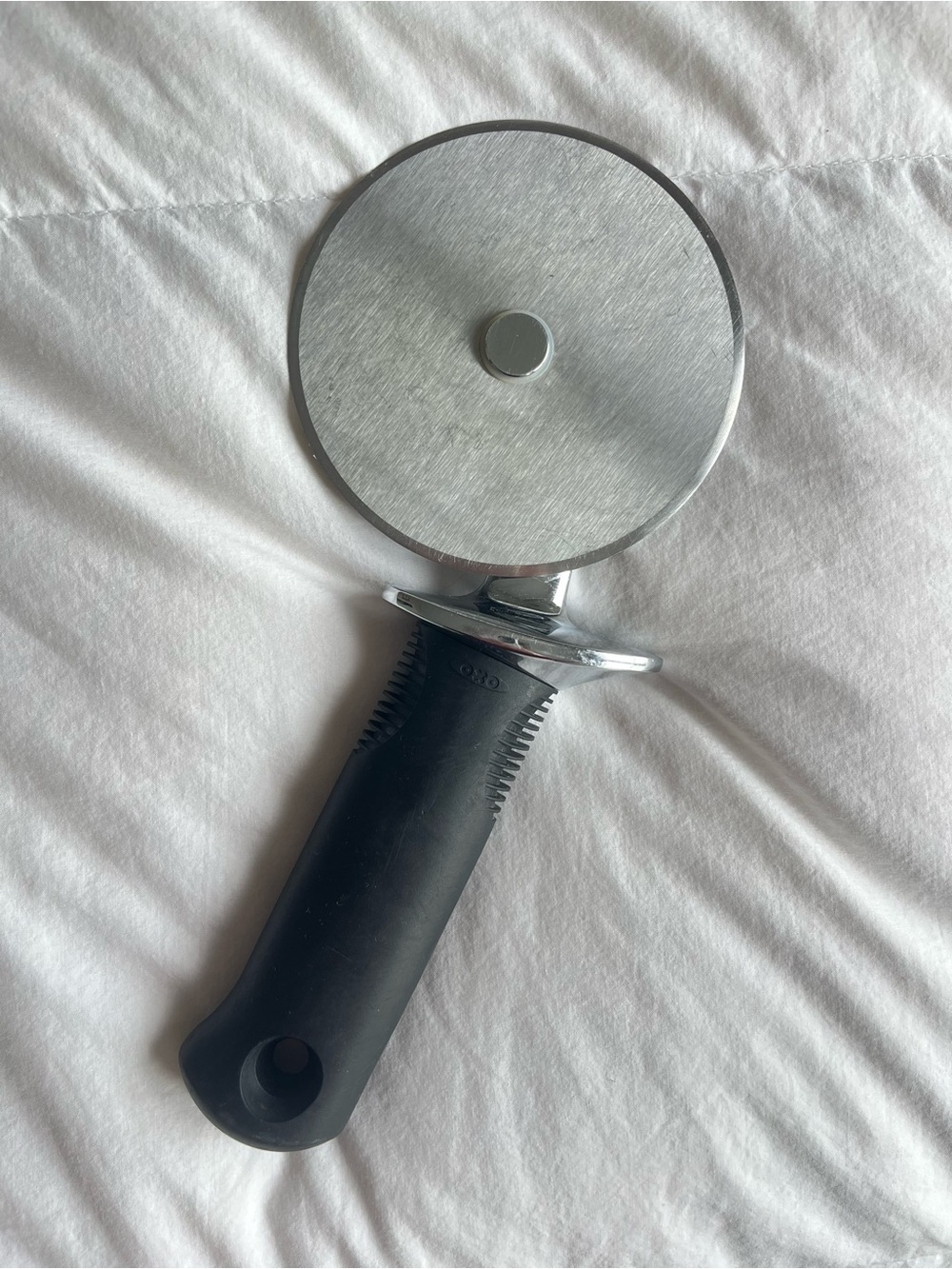 OXO Good Grips Stainless Steel Pizza Cutter with Black Handle 4”